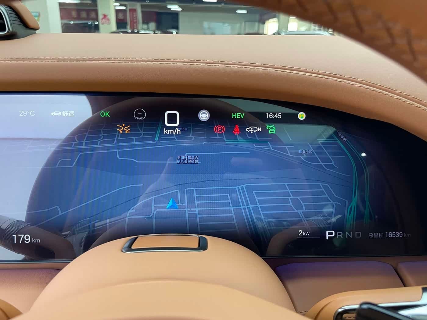 2023 Yangwang U8 White, 16,000 km, China export – photo 10