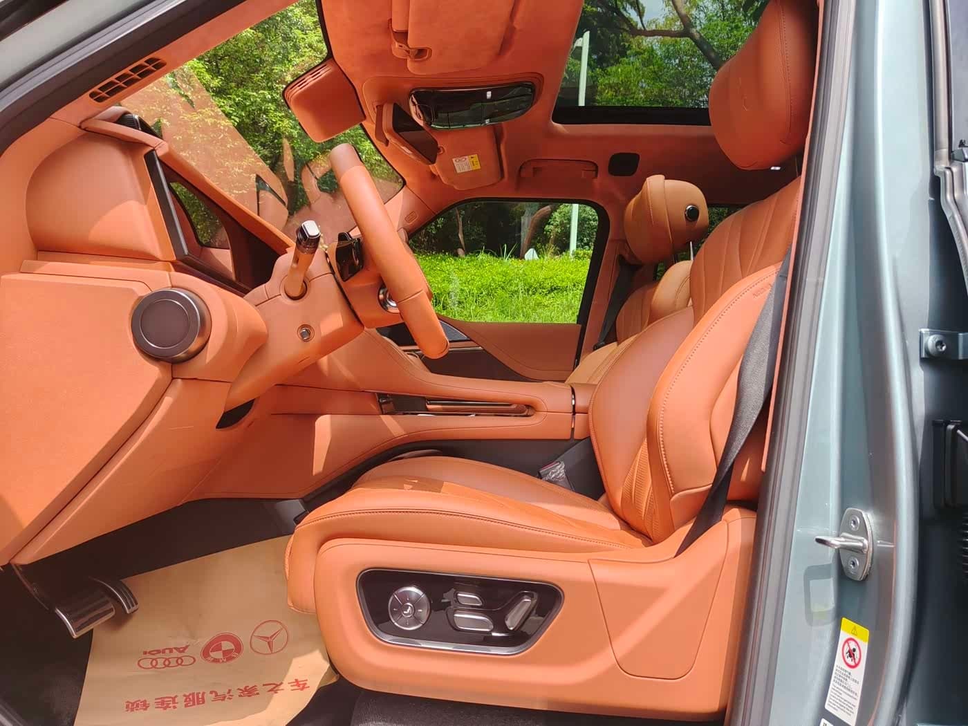 2023 Yangwang U8 Green, 72,000 km, China export – photo 12