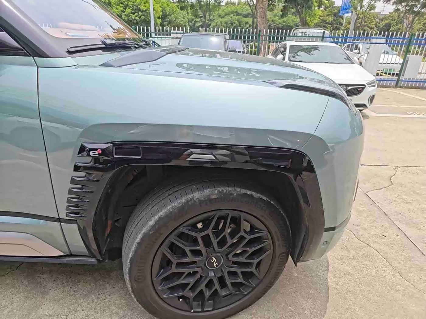 2023 Yangwang U8 Green, 72,000 km, China export – photo 6