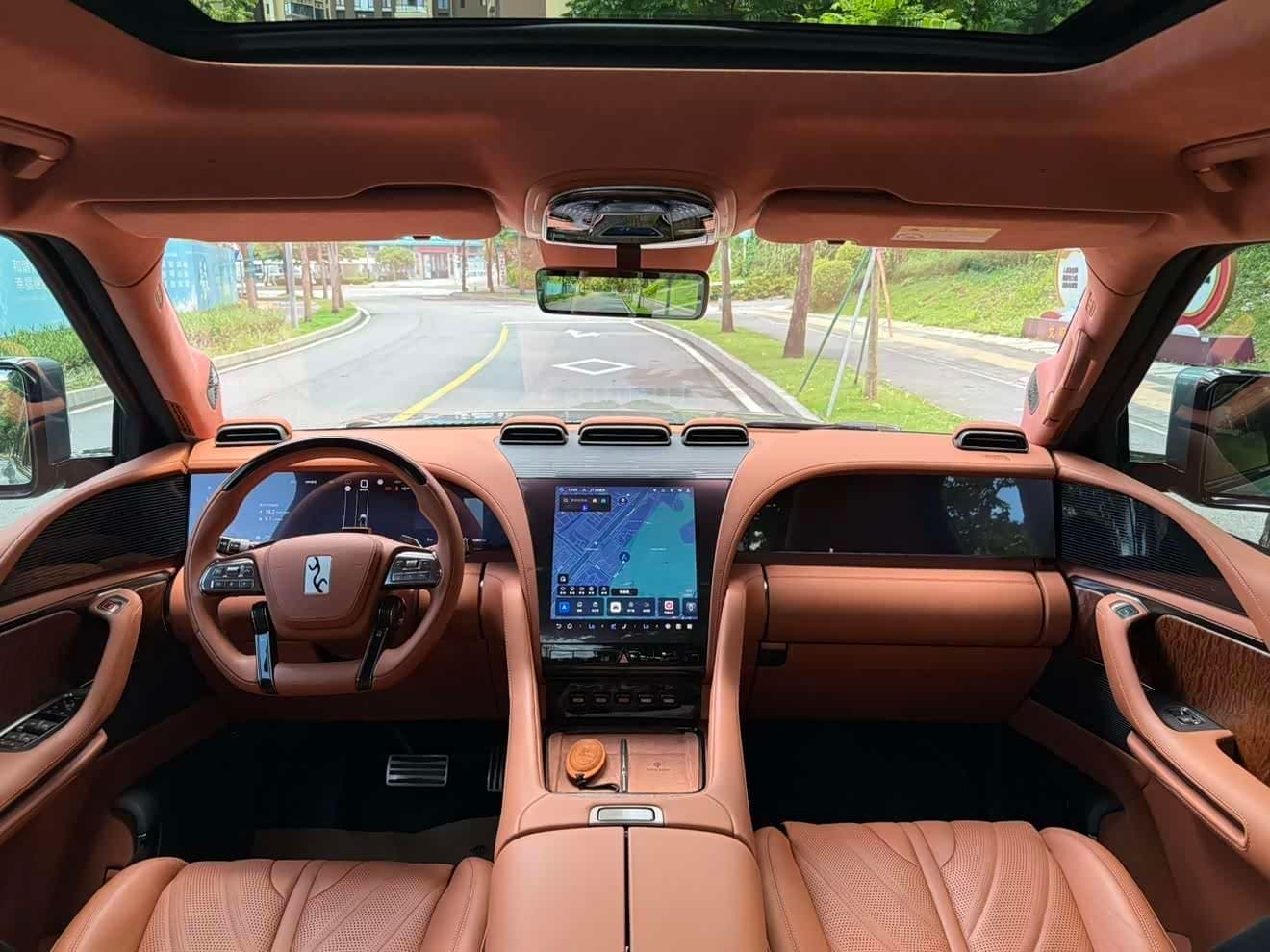 2023 Yangwang U8 Green, 43,000 km, China export – photo 10