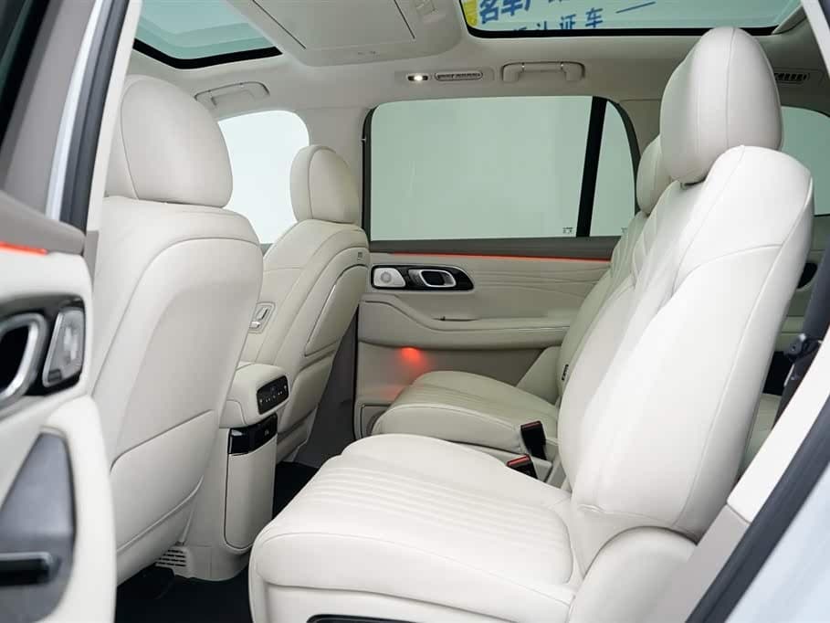 2025 Geely Galaxy Galaxy M9 White, 13,000 km, China export – photo 5