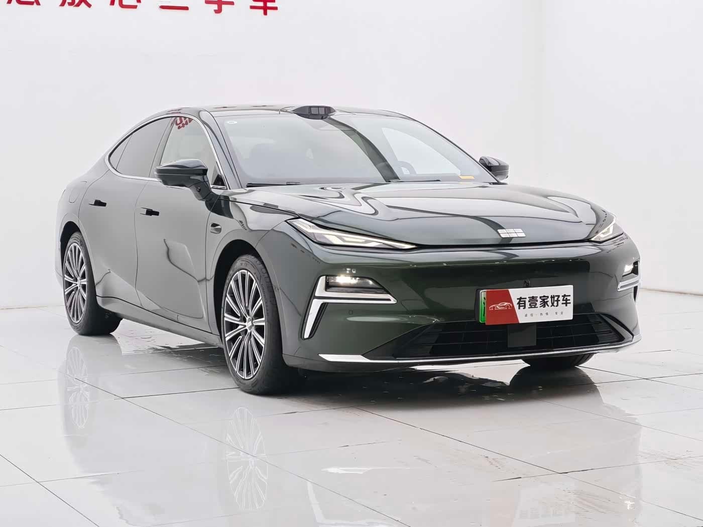 2025 Geely Galaxy Galaxy Xingyao 8 Green, 14,000 km, China export – photo 3