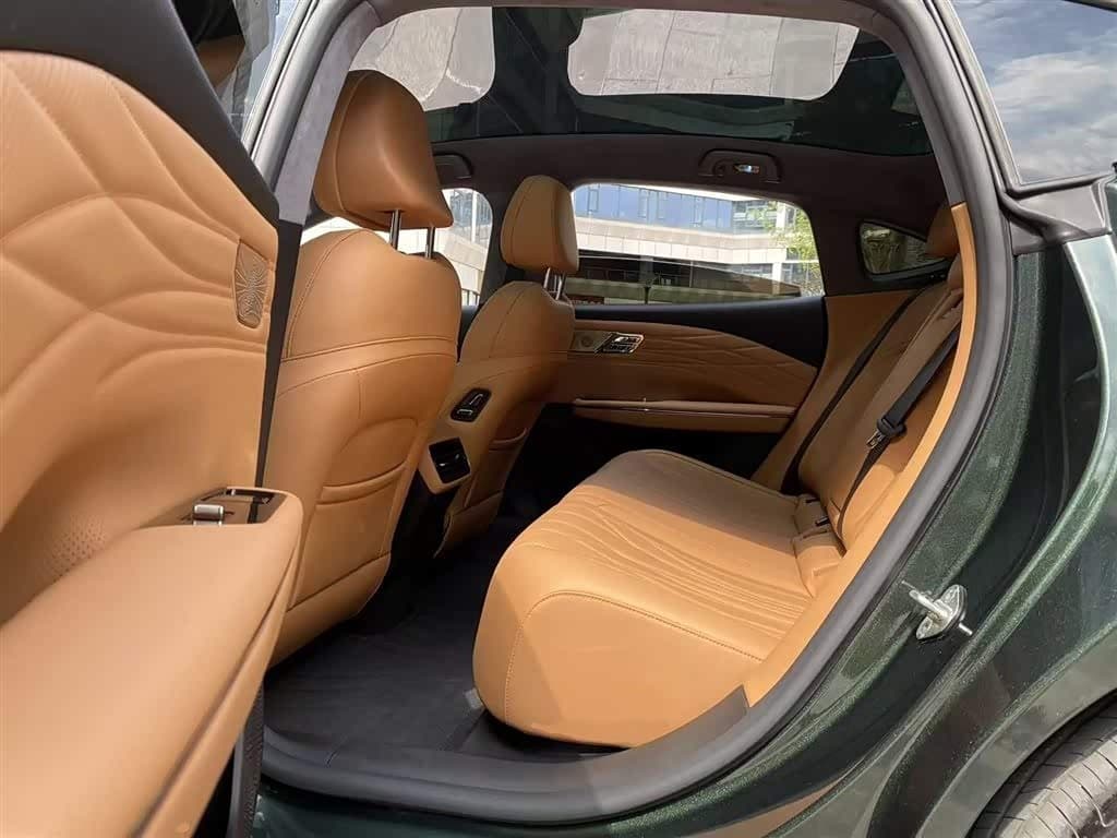 2025 Geely Galaxy Galaxy Xingyao 8 Green, 11,800 km, China export – photo 17