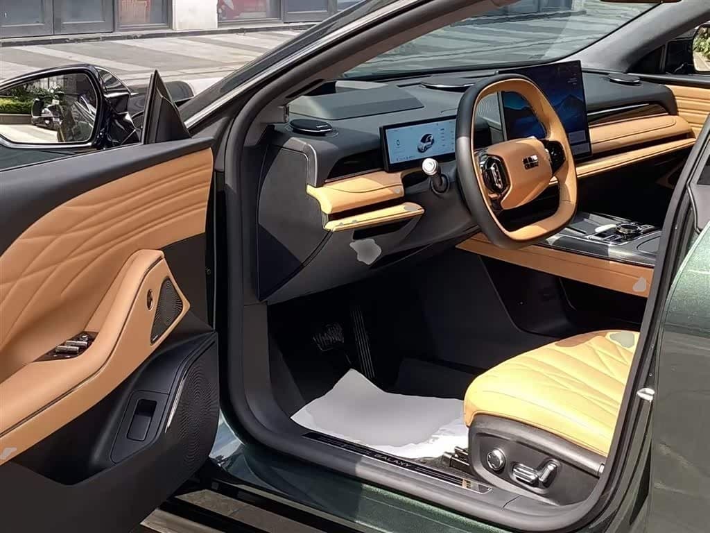 2025 Geely Galaxy Galaxy Xingyao 8 Green, 11,800 km, China export – photo 16