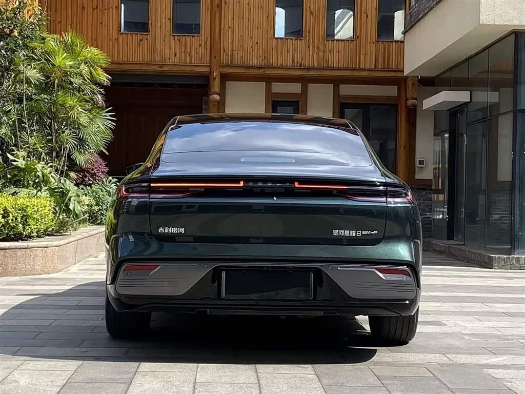 2025 Geely Galaxy Galaxy Xingyao 8 Green, 11,800 km, China export – photo 6