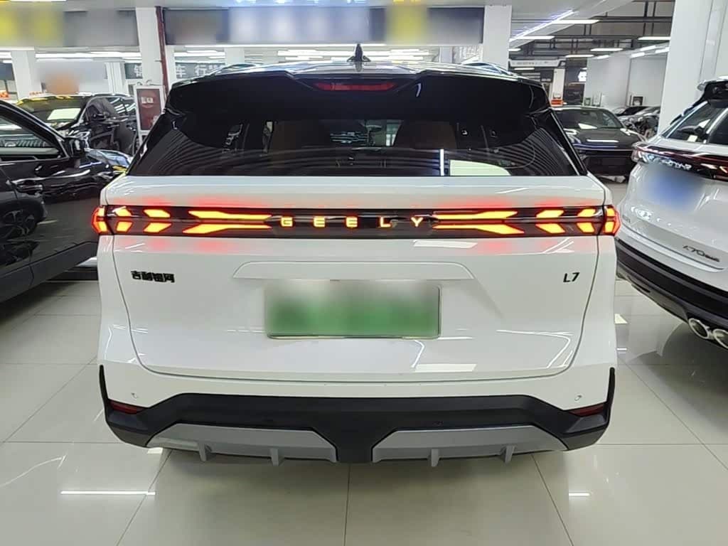 2023 Geely Galaxy Galaxy L7 White, 32,700 km, China export – photo 6