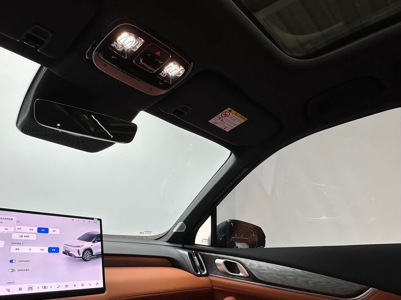 2026 Geely Galaxy Galaxy M7 Blue, 800 km, China export – photo 16