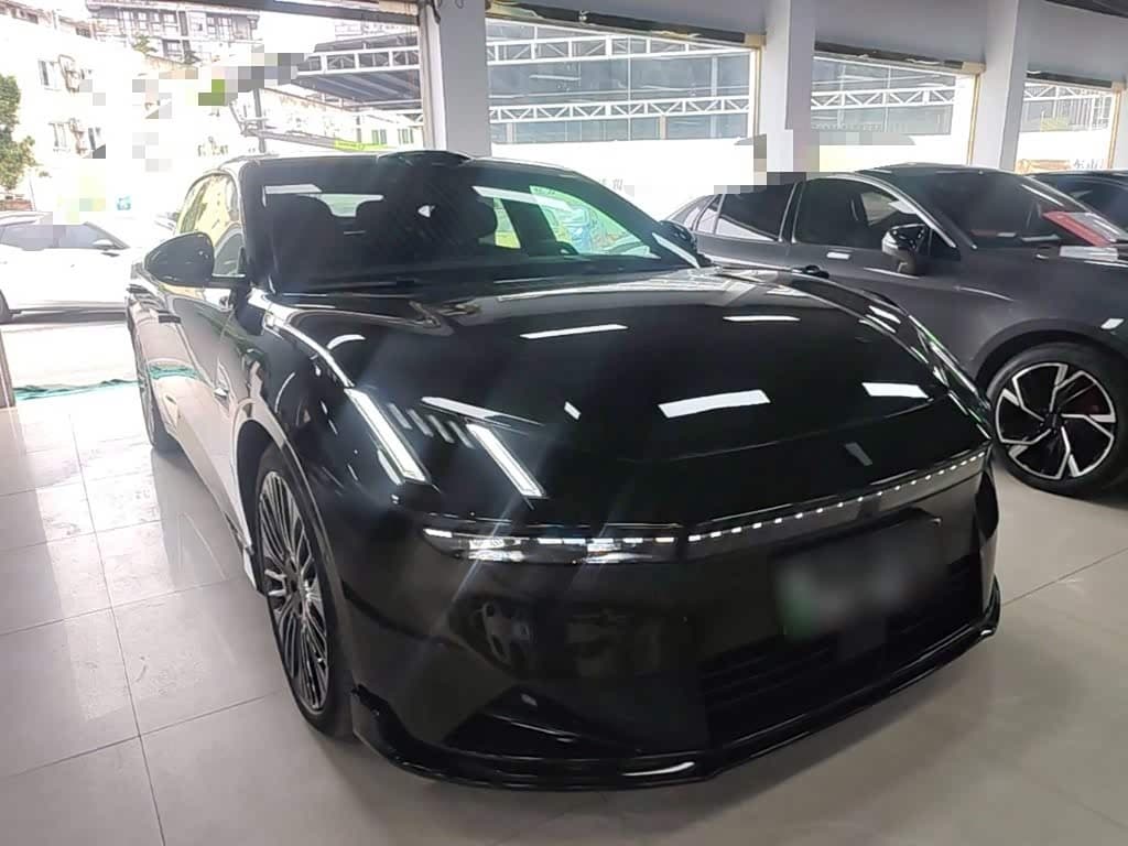 2025 Lynk & Co 10 EM-P Green, 8,300 km, China export – photo 4