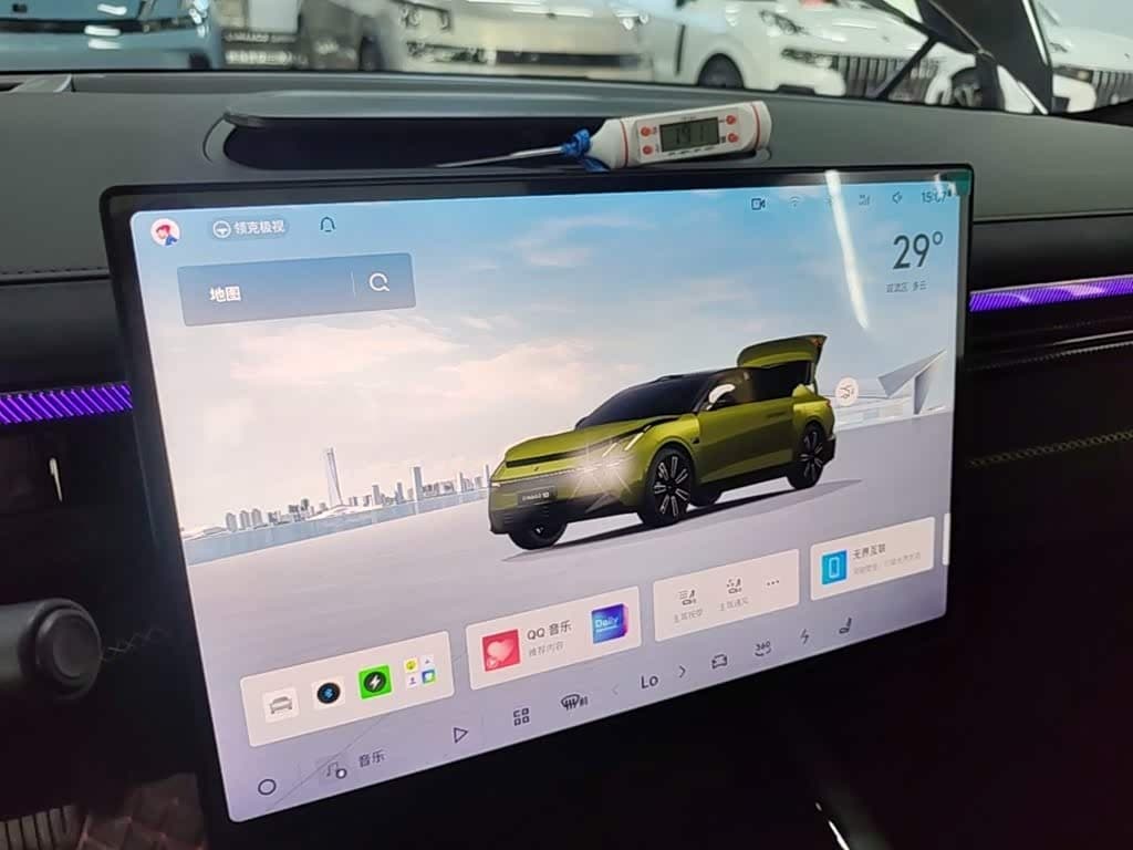 2025 Lynk & Co 10 EM-P Green, 8,300 km, China export – photo 13