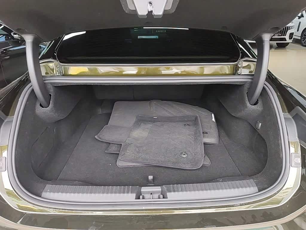 2025 Lynk & Co 10 EM-P Green, 8,300 km, China export – photo 19