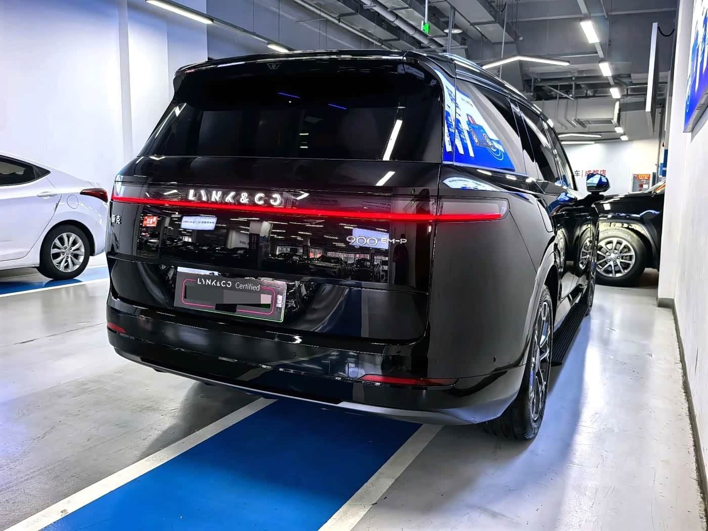 2025 Lynk & Co 900 Black, 14,000 km, China export – photo 8