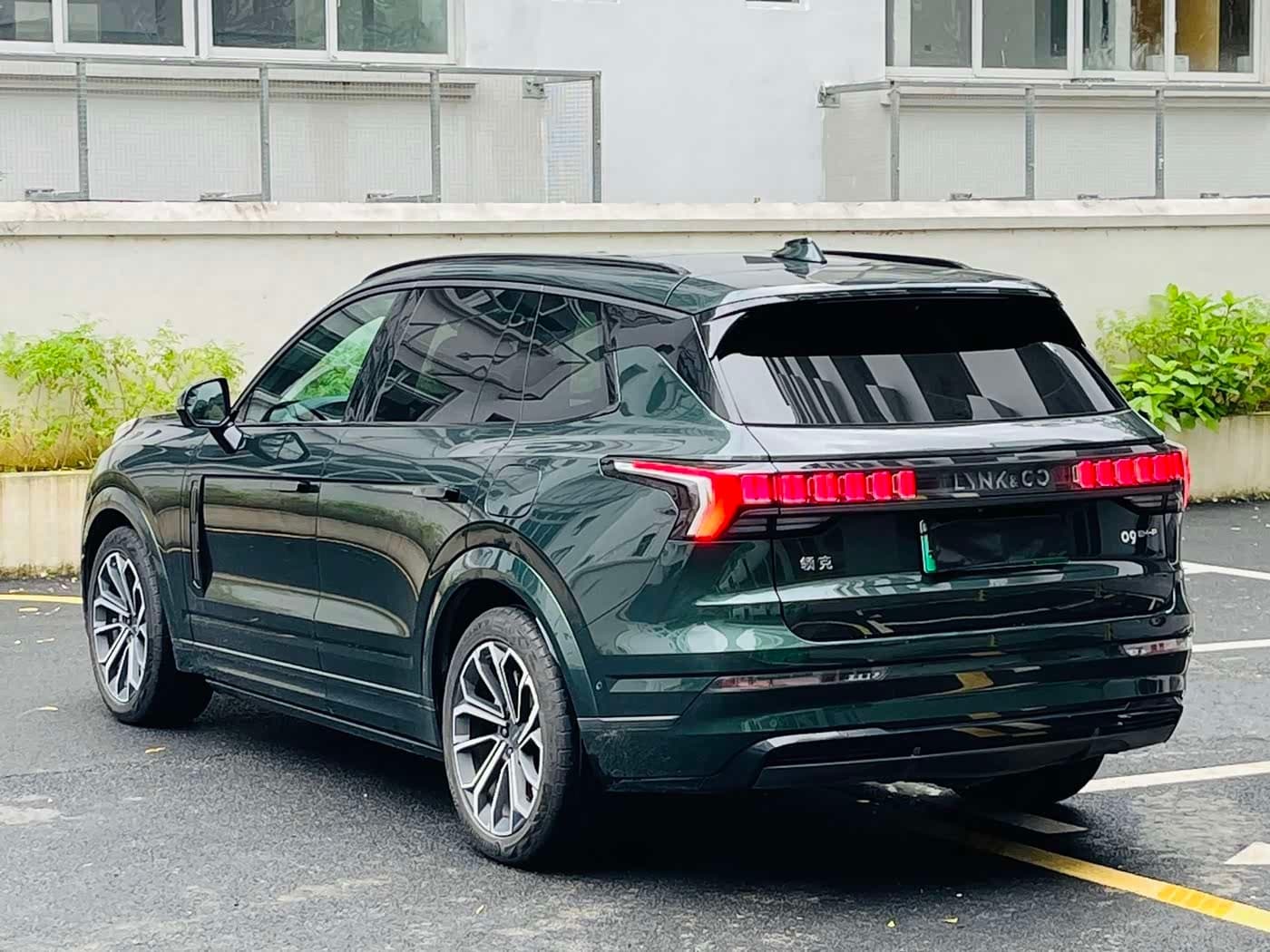2024 Lynk & Co 09 EM-P Green, 48,000 km, China export – photo 15