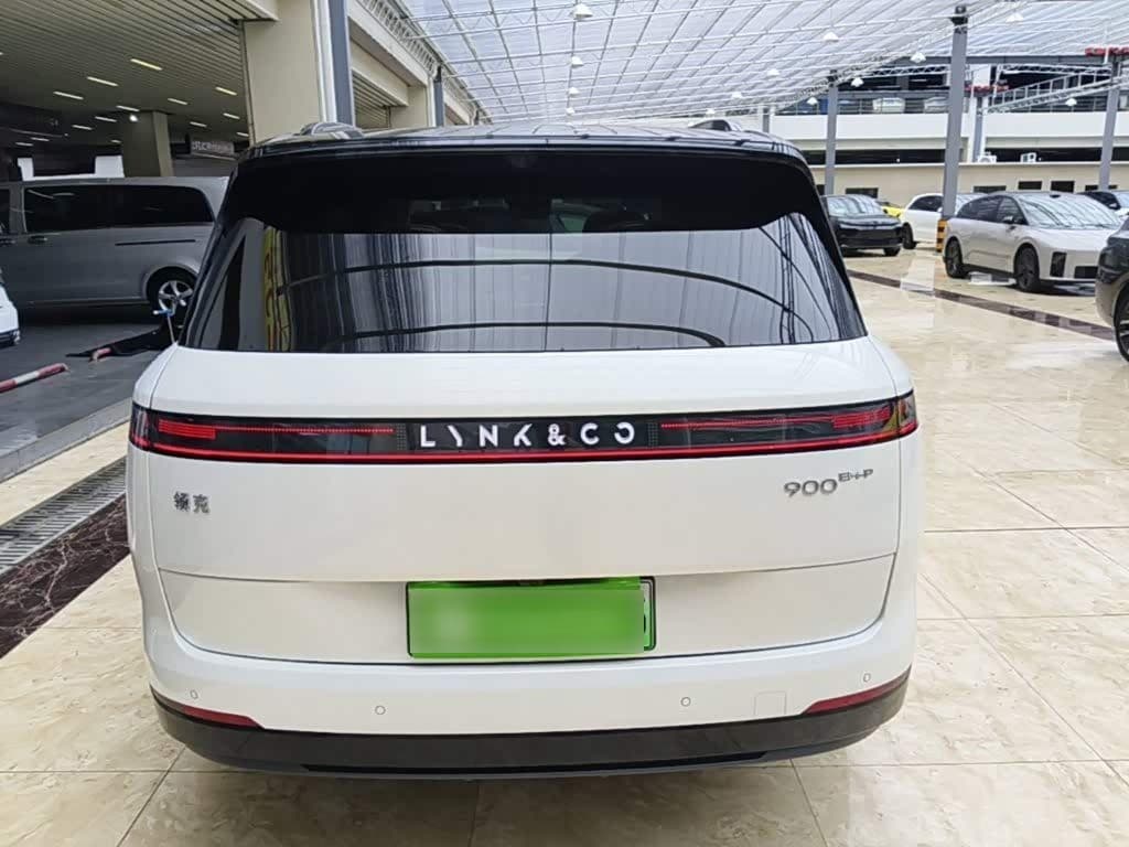 2025 Lynk & Co 900 White, 1,900 km, China export – photo 6