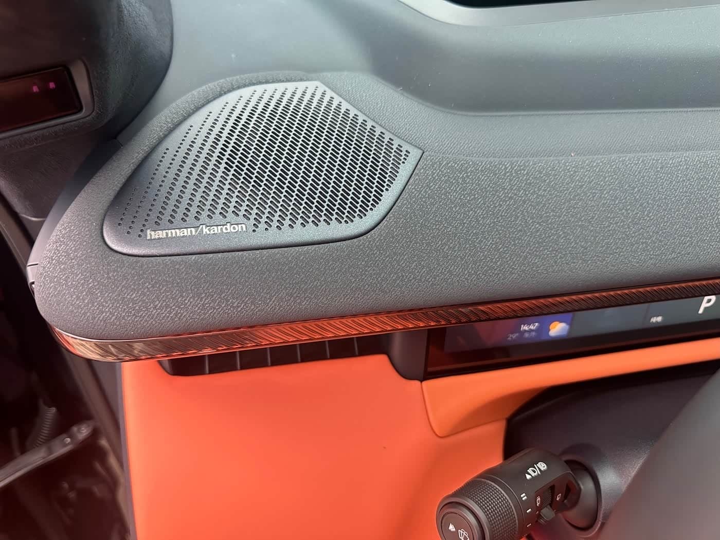 2025 Lynk & Co 900 Black, 12,000 km, China export – photo 5