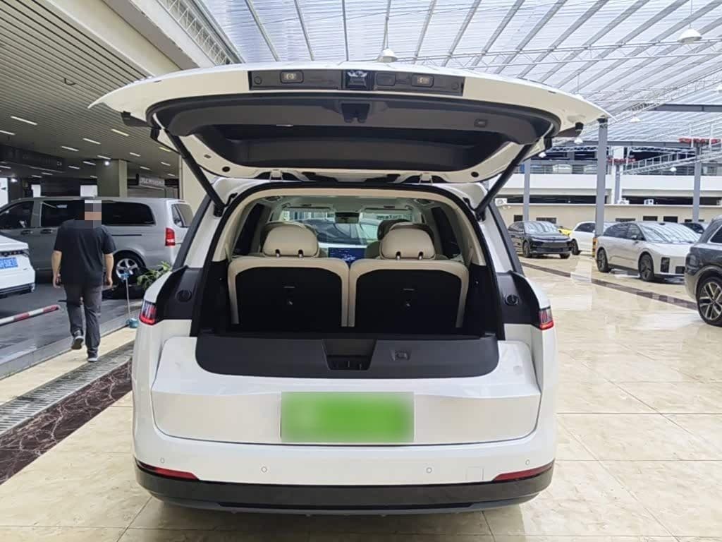 2025 Lynk & Co 900 White, 1,900 km, China export – photo 19