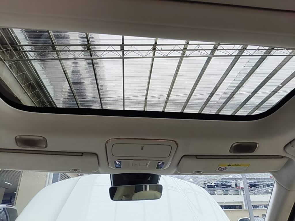 2025 Lynk & Co 900 White, 1,900 km, China export – photo 18