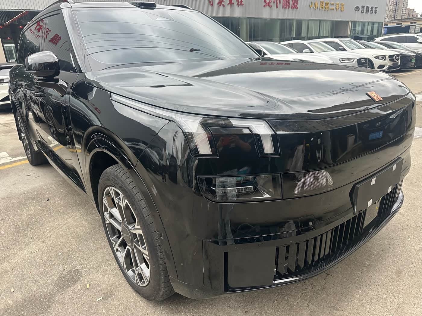 2025 Lynk & Co 900 Black, 12,000 km, China export – photo 2