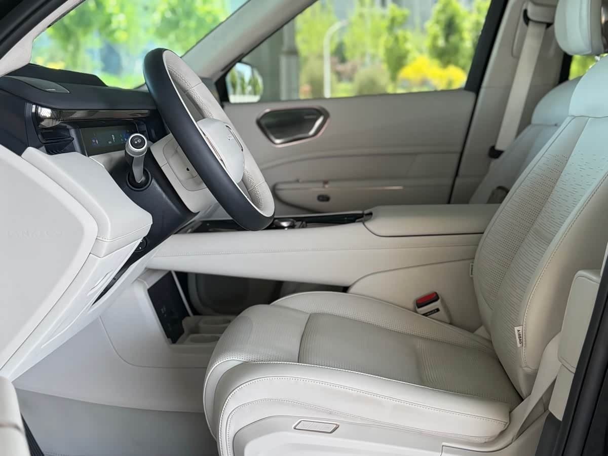 2025 Lynk & Co 900 Black, 19,000 km, China export – photo 6