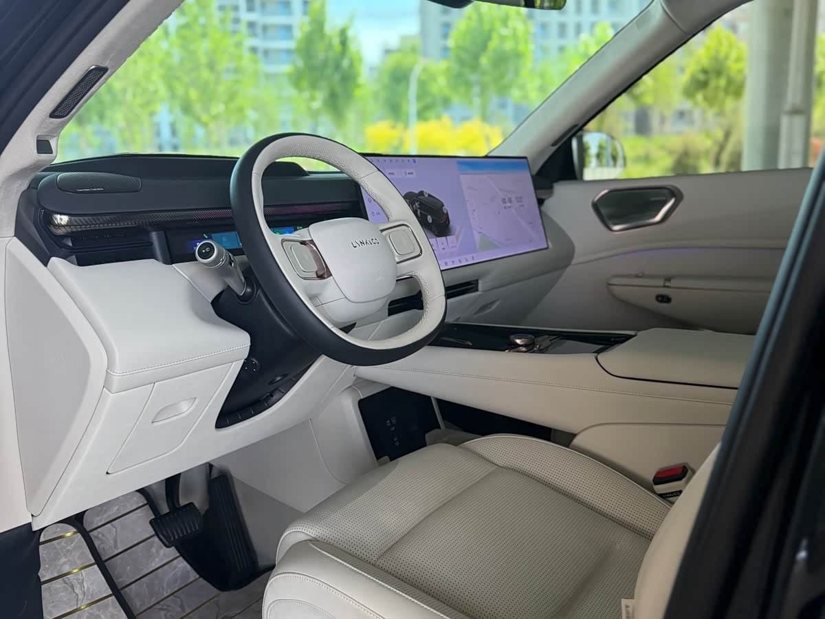 2025 Lynk & Co 900 Black, 19,000 km, China export – photo 3