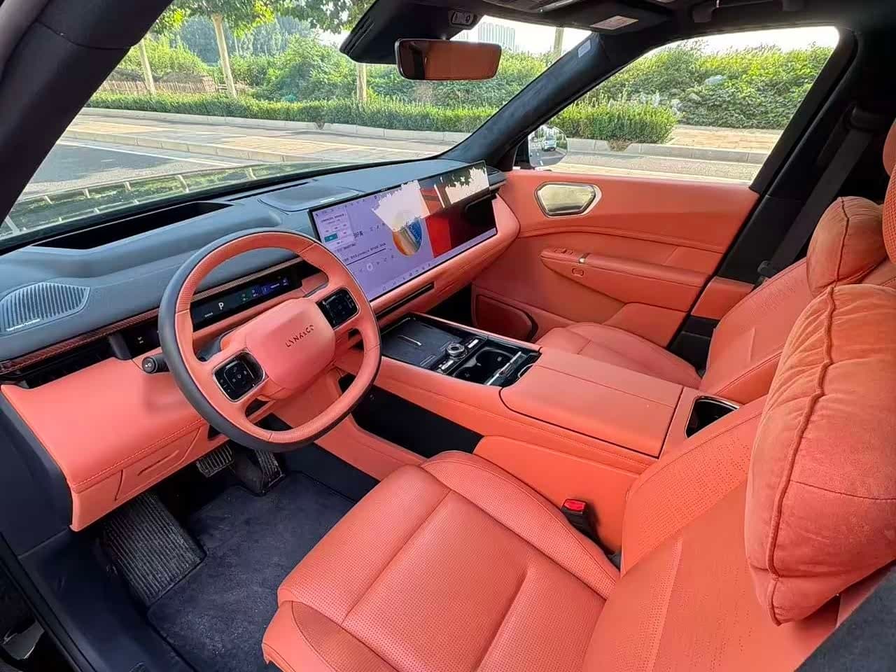 2025 Lynk & Co 900 Black, 10,000 km, China export – photo 4