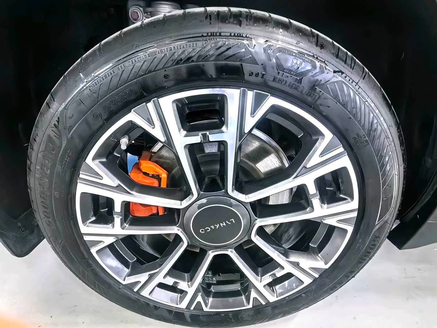 2025 Lynk & Co 900 Blue, 10,000 km, China export – photo 4