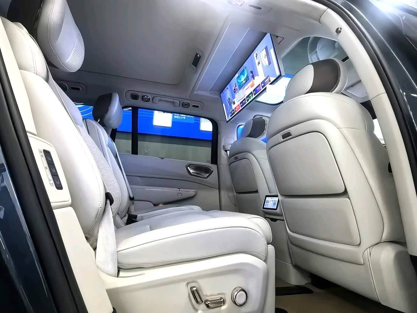 2025 Lynk & Co 900 Blue, 10,000 km, China export – photo 7