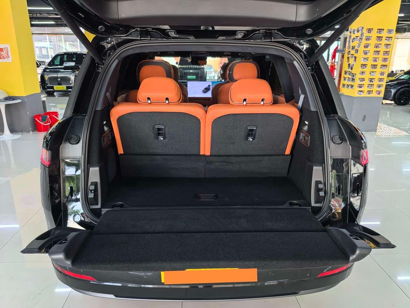 2025 Lynk & Co 900 Black, 32,000 km, China export – photo 12