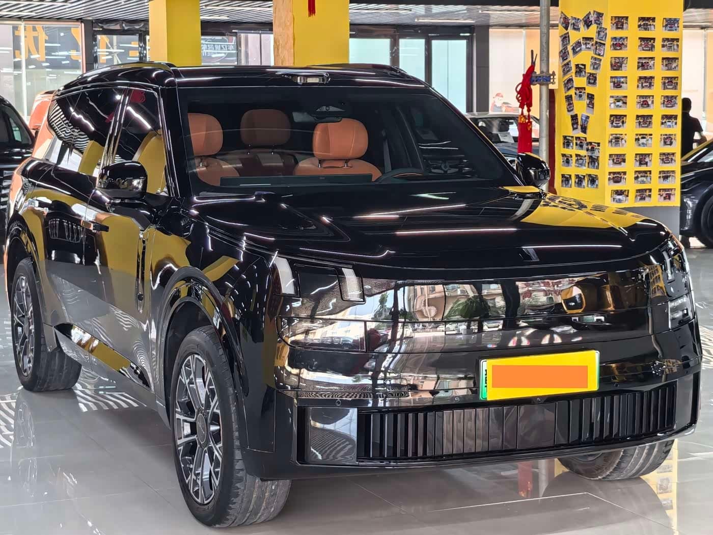 2025 Lynk & Co 900 Black, 32,000 km, China export – photo 3