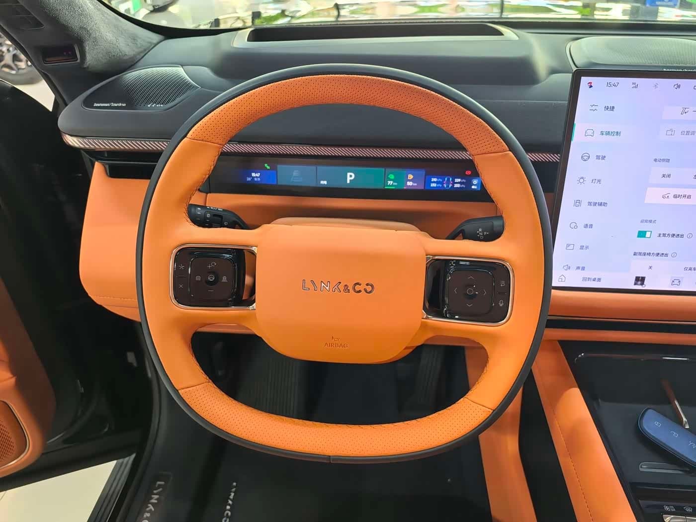 2025 Lynk & Co 900 Black, 32,000 km, China export – photo 8