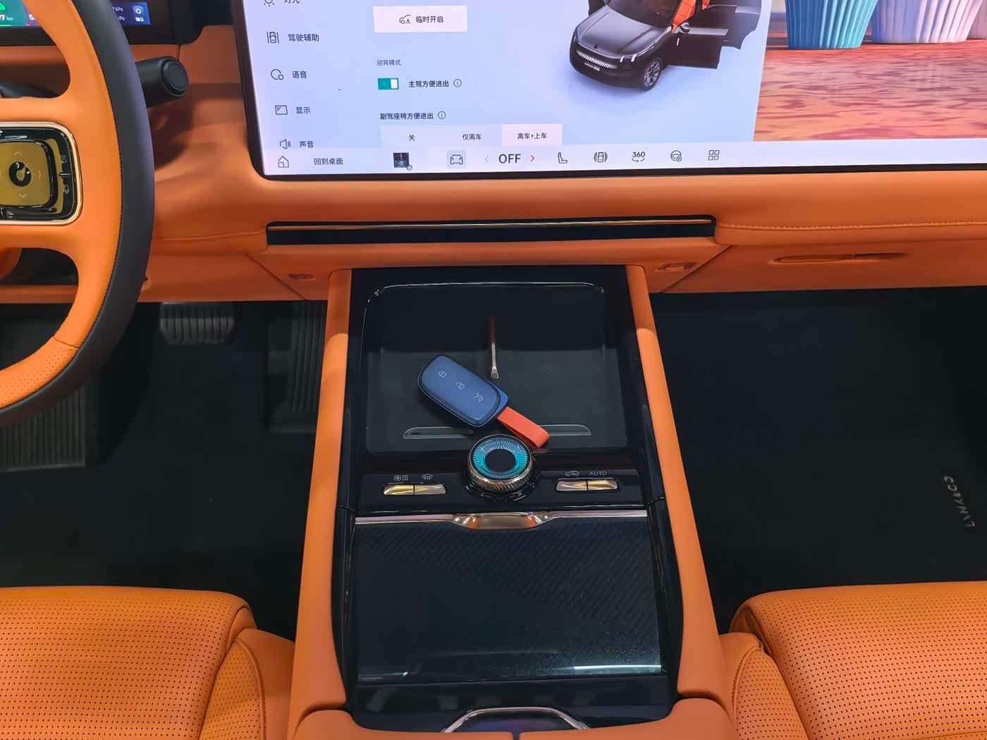 2025 Lynk & Co 900 Black, 32,000 km, China export – photo 7