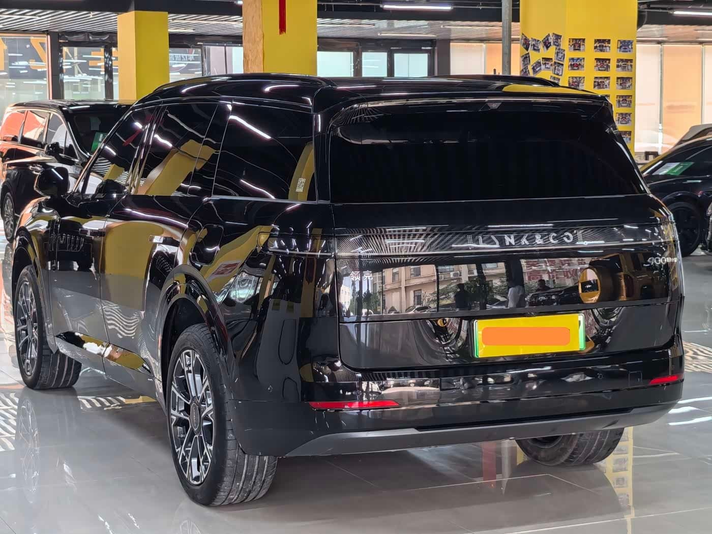 2025 Lynk & Co 900 Black, 32,000 km, China export – photo 14