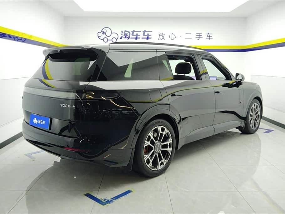 2025 Lynk & Co 900 Black, 24,700 km, China export – photo 3
