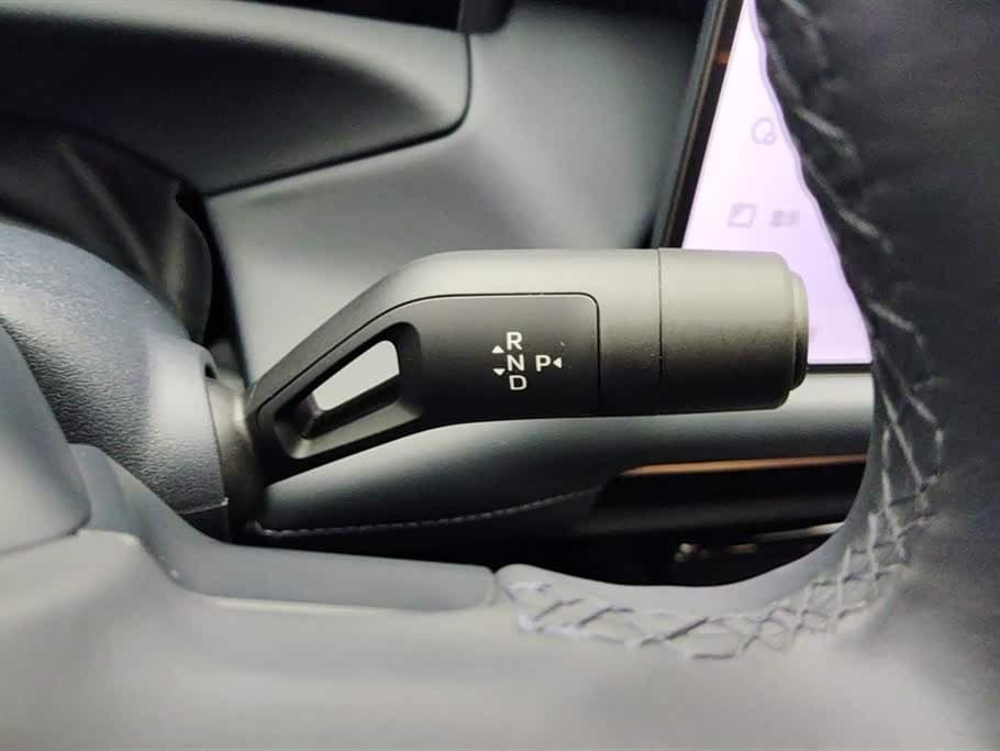 2025 Lynk & Co 900 Black, 24,700 km, China export – photo 16