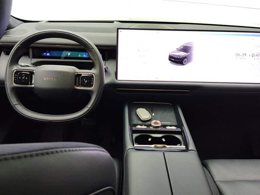 2025 Lynk & Co 900 Black, 24,700 km, China export – photo 12