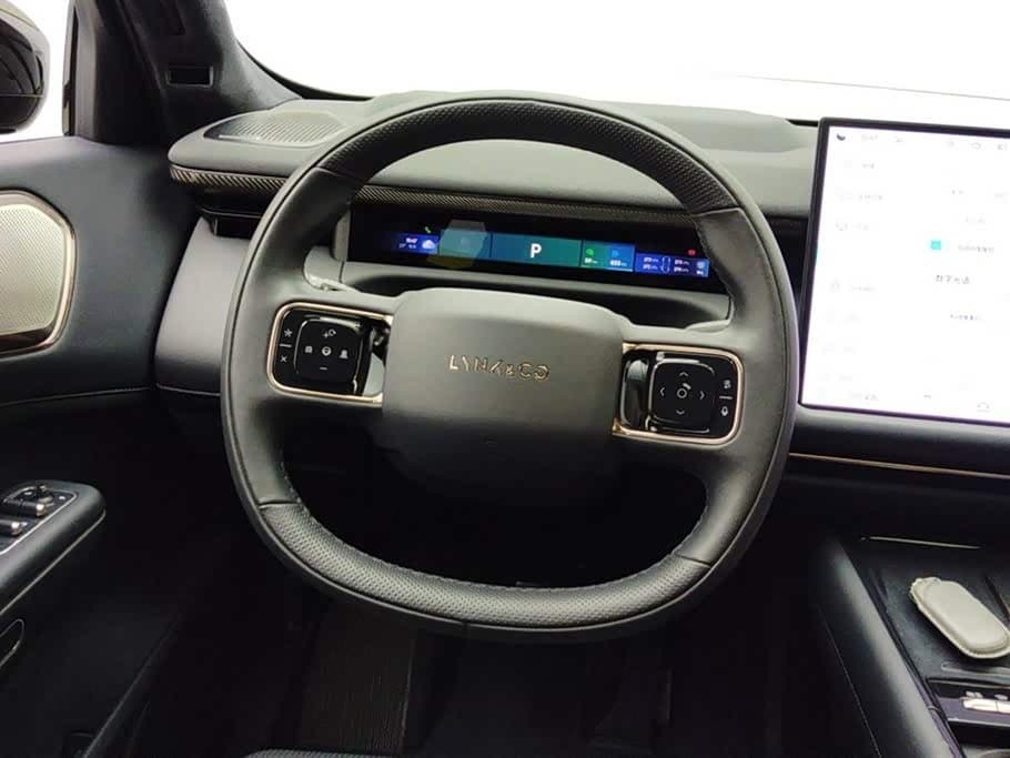 2025 Lynk & Co 900 Black, 24,700 km, China export – photo 15