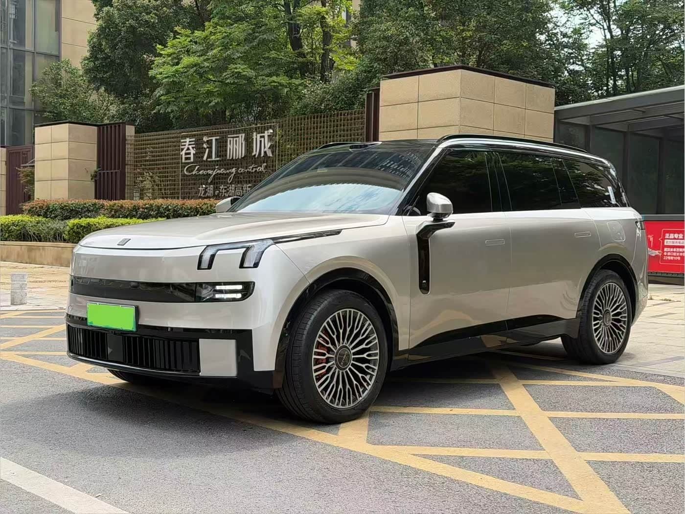 2025 Lynk & Co 900 Yellow, 20,000 km, China export – photo 1