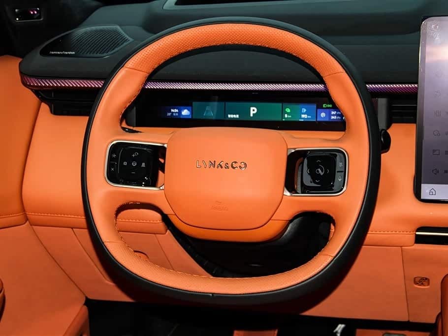 2025 Lynk & Co 900 Black, 19,000 km, China export – photo 15