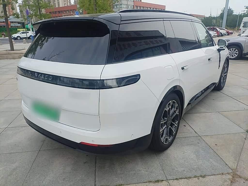 2025 Lynk & Co 900 White, 900 km, China export – photo 7