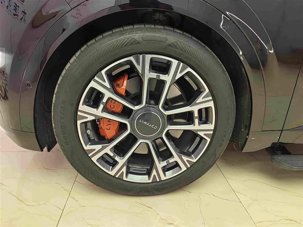 2025 Lynk & Co 900 Black, 15,000 km, China export – photo 8