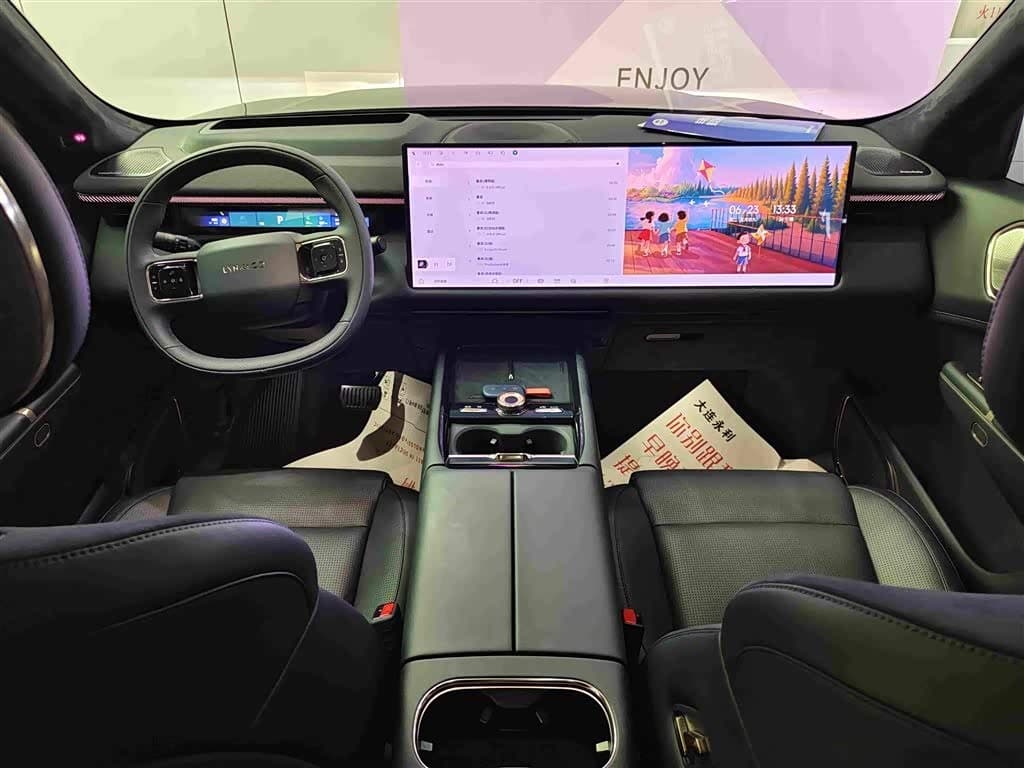 2025 Lynk & Co 900 Black, 15,000 km, China export – photo 12