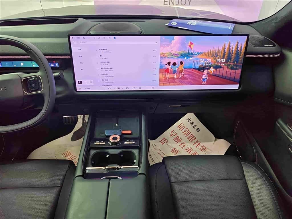2025 Lynk & Co 900 Black, 15,000 km, China export – photo 13