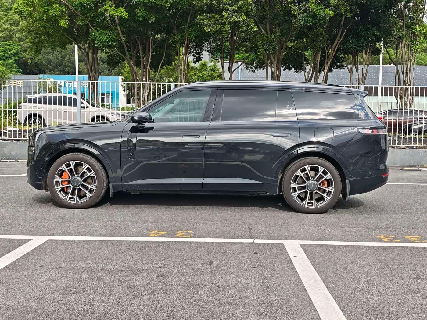 2025 Lynk & Co 900 Black, 20,000 km, China export – photo 5
