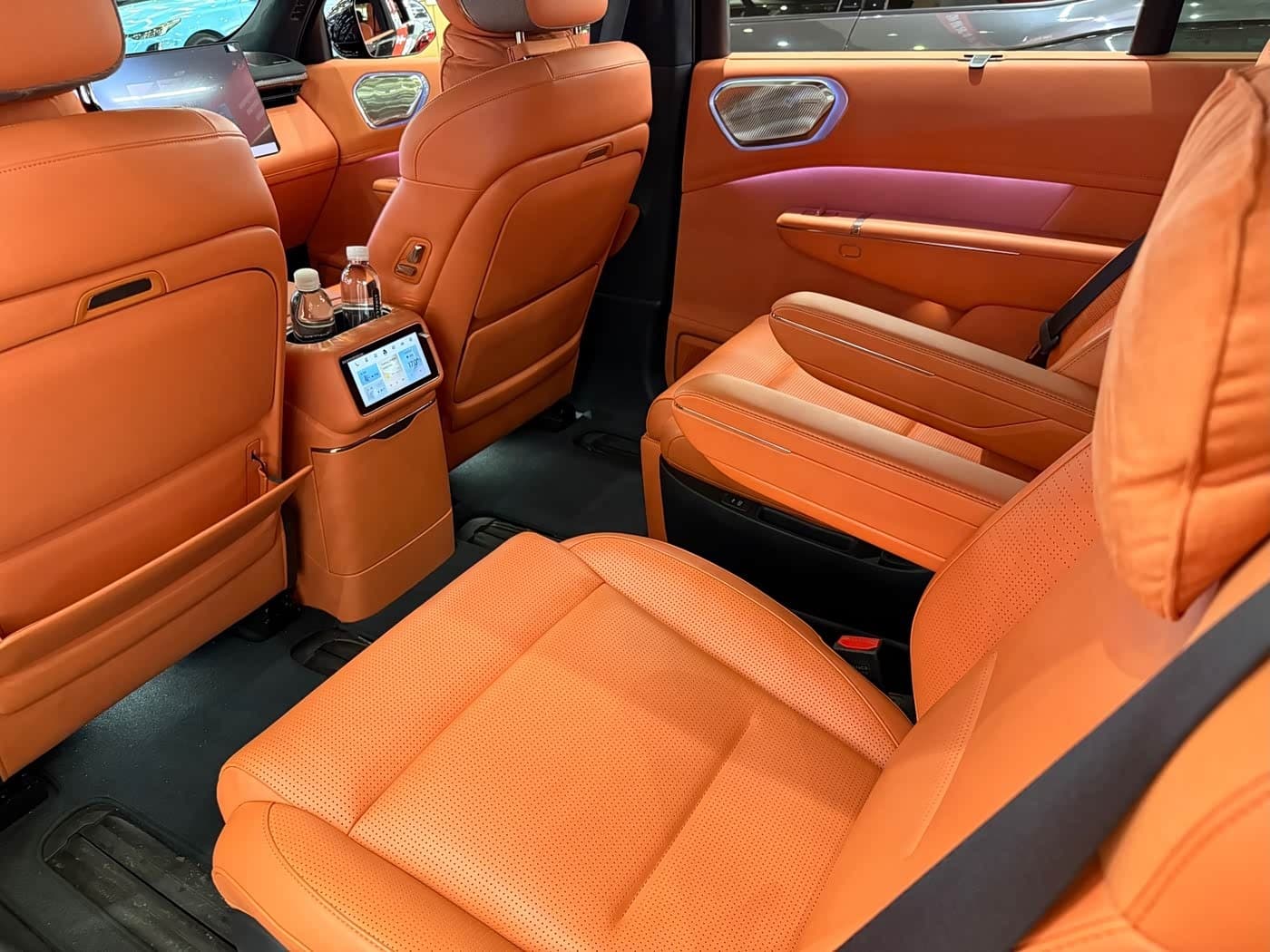 2025 Lynk & Co 900 Black, 9,700 km, China export – photo 19