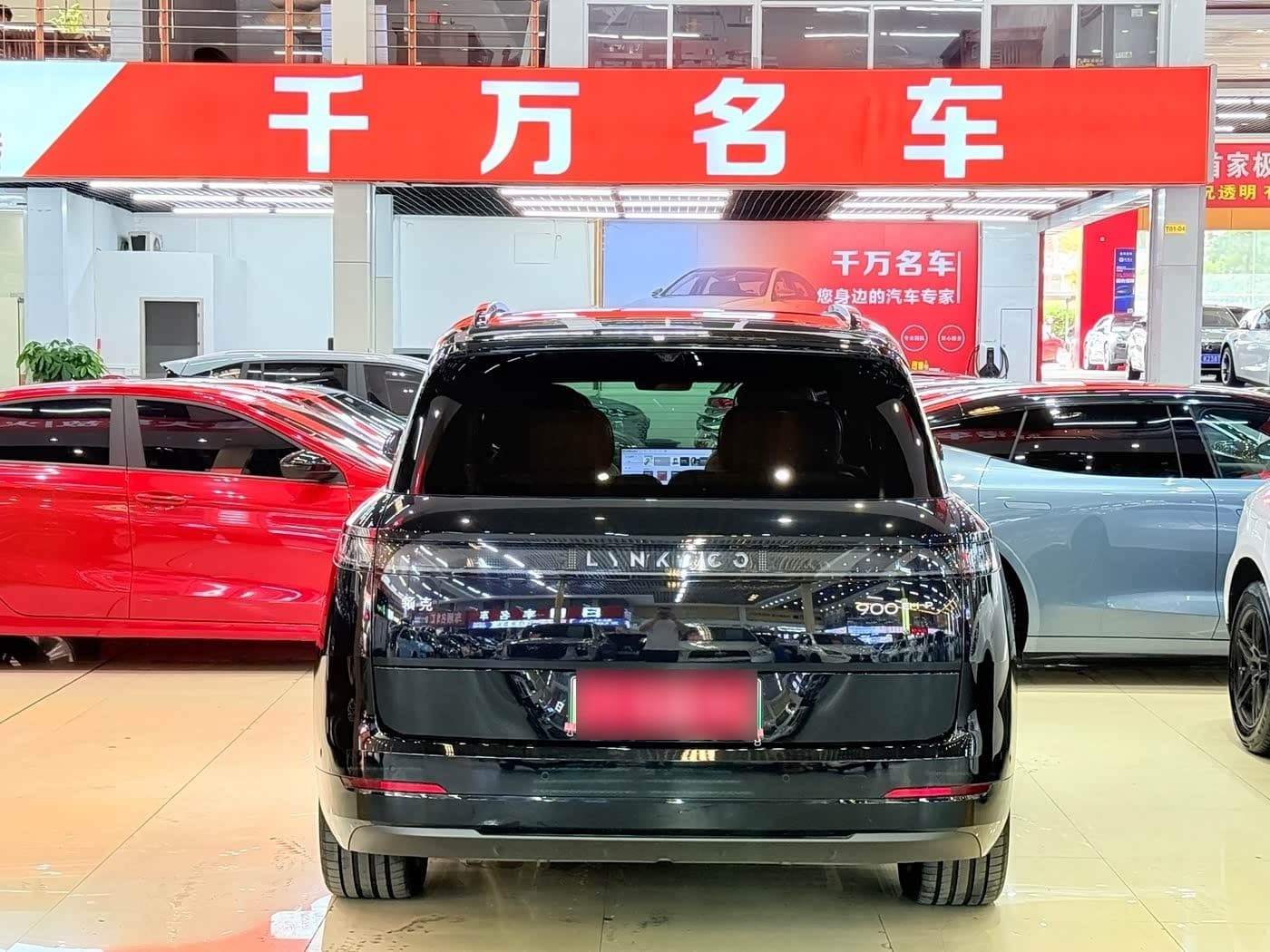 2025 Lynk & Co 900 Black, 9,700 km, China export – photo 4