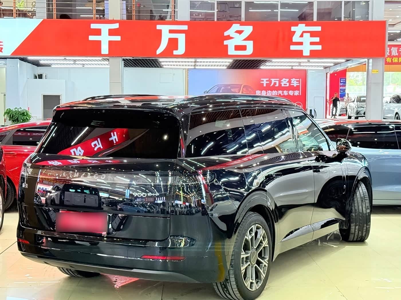 2025 Lynk & Co 900 Black, 9,700 km, China export – photo 5