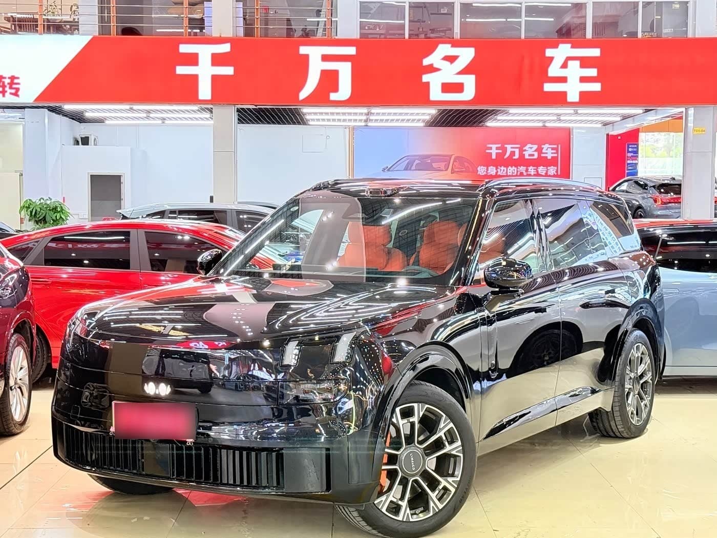 2025 Lynk & Co 900 Black, 9,700 km, China export – photo 1