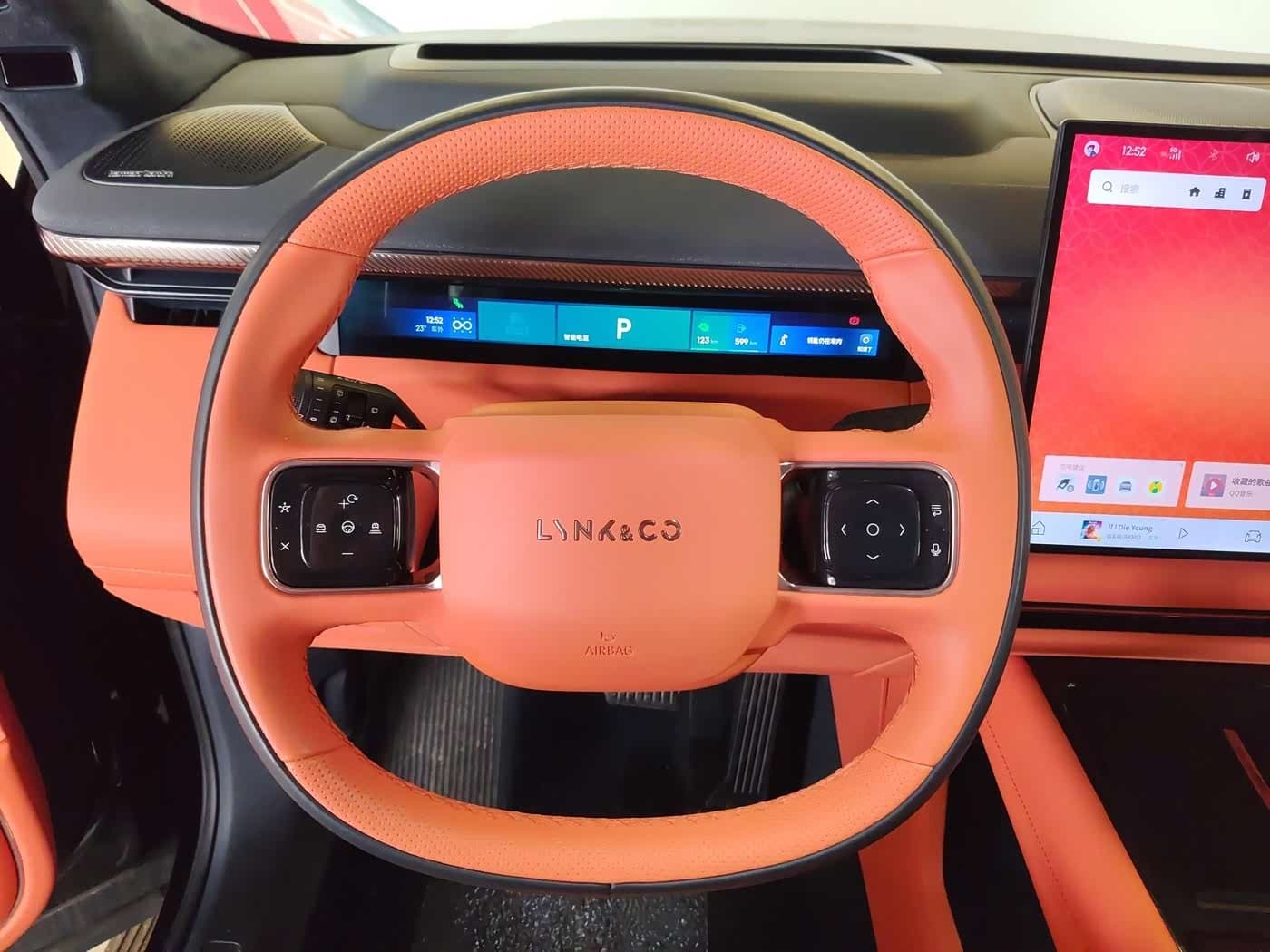 2025 Lynk & Co 900 Black, 7,700 km, China export – photo 12