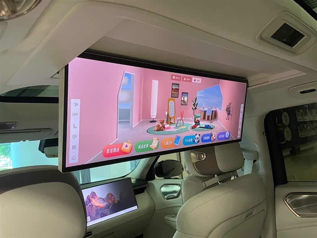 2025 Lynk & Co 900 Black, 9,400 km, China export – photo 18