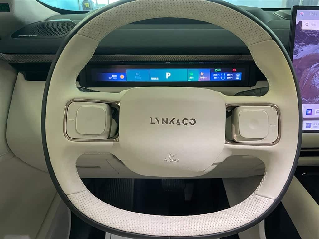 2025 Lynk & Co 900 Black, 9,400 km, China export – photo 15