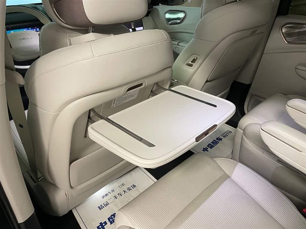 2025 Lynk & Co 900 Black, 9,400 km, China export – photo 14